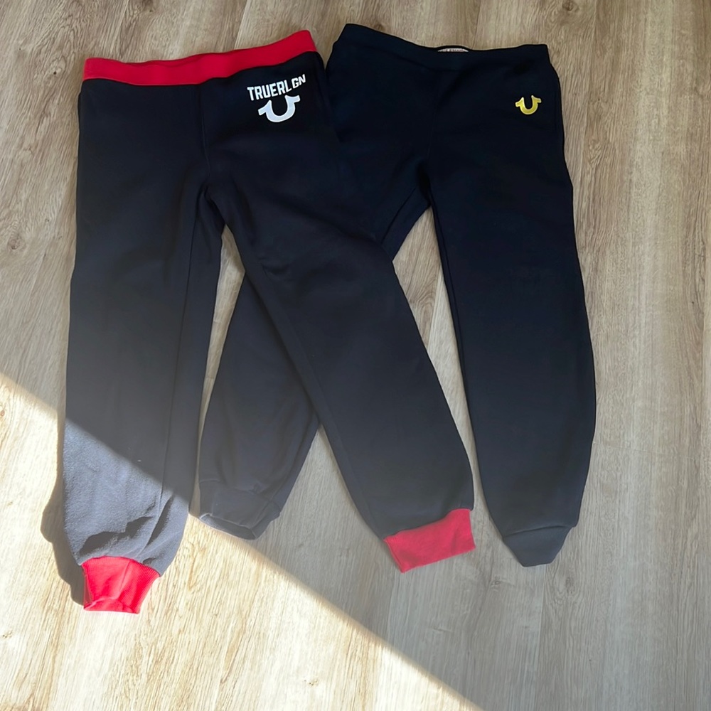Bundle of 2 pants - Picture 1 of 3